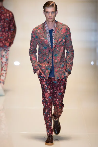 Look 31